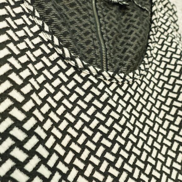 BeBop Womens Skater Mini Dress Sleeveless Scoop Neck Back Zip Black Tan Size M - Picture 3 of 7